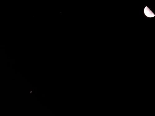 Luna e Giove con satelliti Galileani